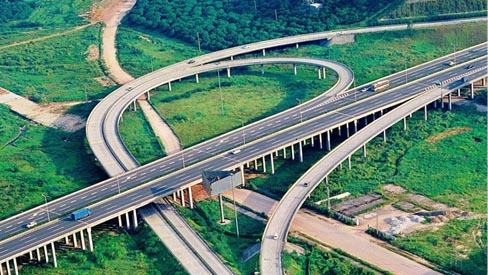 大華重工破碎機(jī)-高速公路應(yīng)用領(lǐng)域