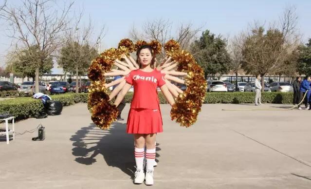 “全員大健身，與華重同行”為主題的“三八”運動會