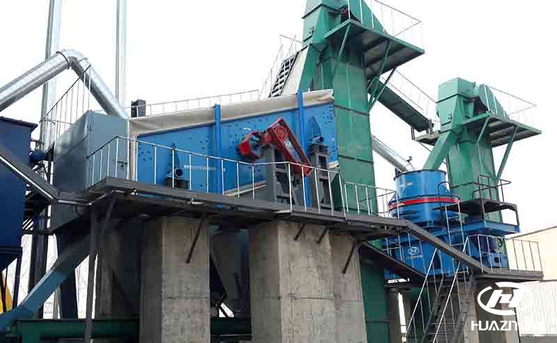 洛陽大華立式沖擊破碎機和振動篩用于年產30萬砂漿項目