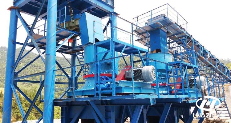 圓錐破碎機使用現場