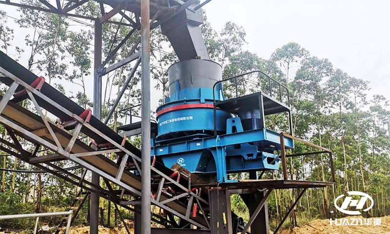 立式制砂機出廠嚴格，力保符合環(huán)保要求