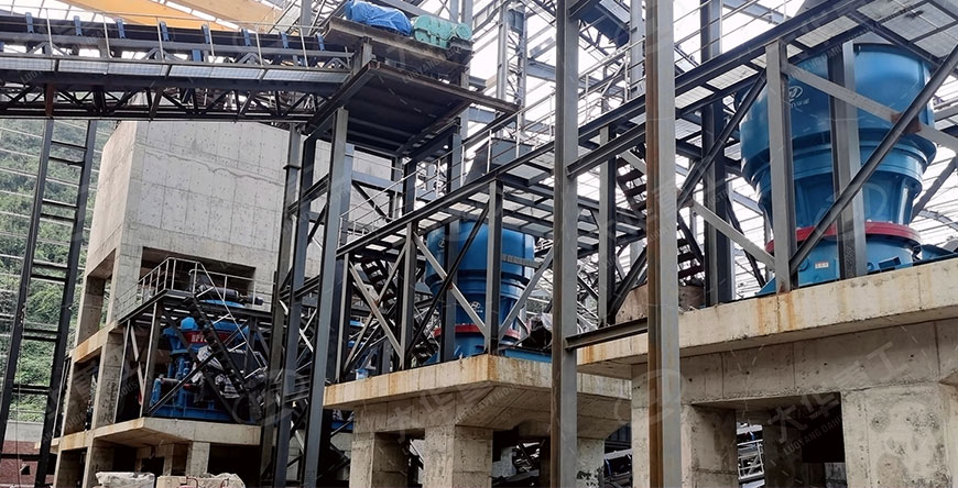 生產線中碎設備