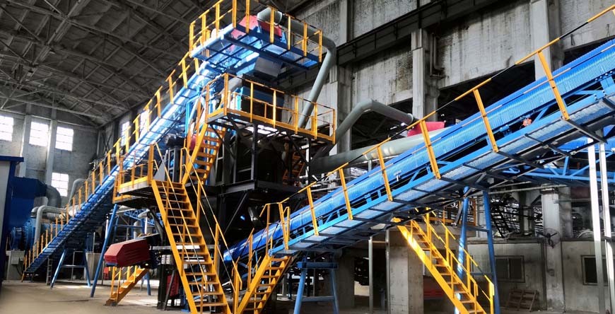 生產(chǎn)線現(xiàn)場