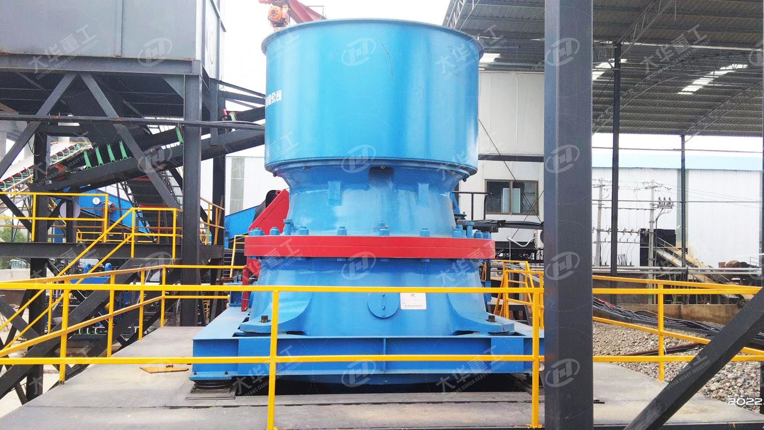 圓錐破碎機(jī)