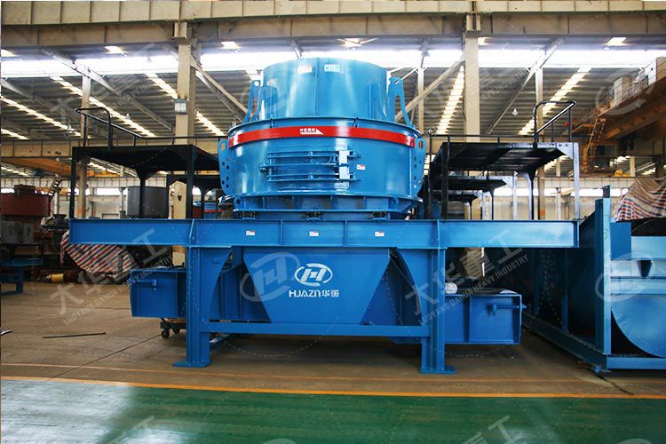 立式?jīng)_擊破碎機(jī)