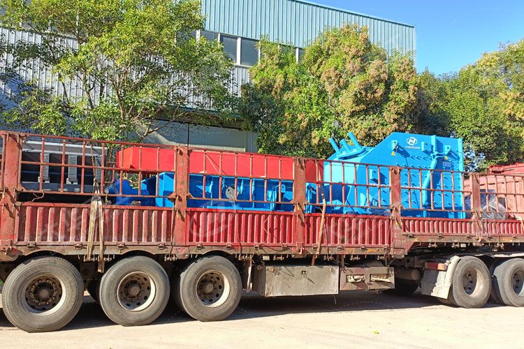 大華重工兩臺反擊破碎機順利發往廣西