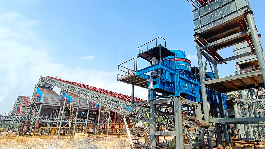 立式?jīng)_擊破碎機(jī)